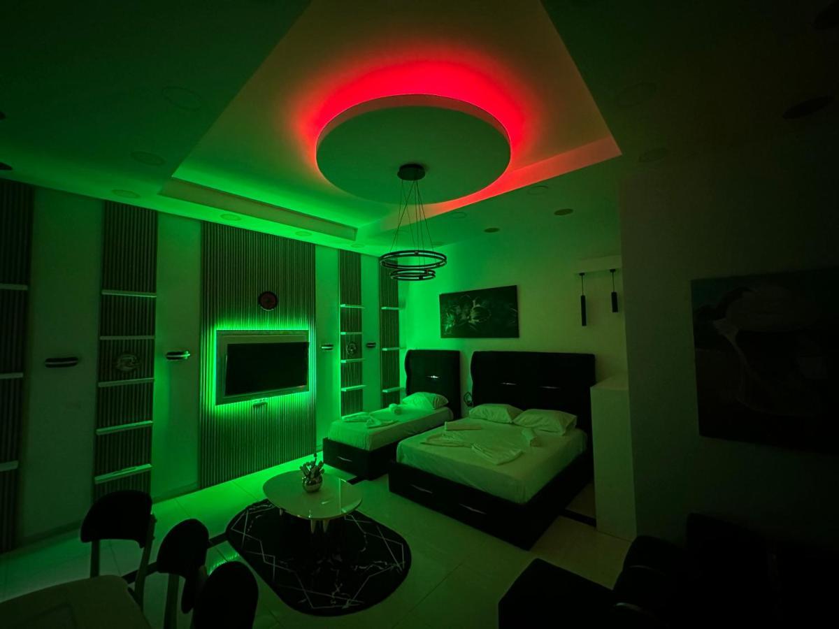 Esto'S Apartament Near Tirana Airport 1 - Self Checkin -Netflix - Free Parking Valjiosi Zewnętrze zdjęcie